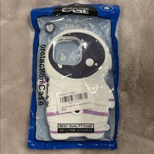 Astronaut Design Protective Phone Case - Black and White for IPhone 13 Pro